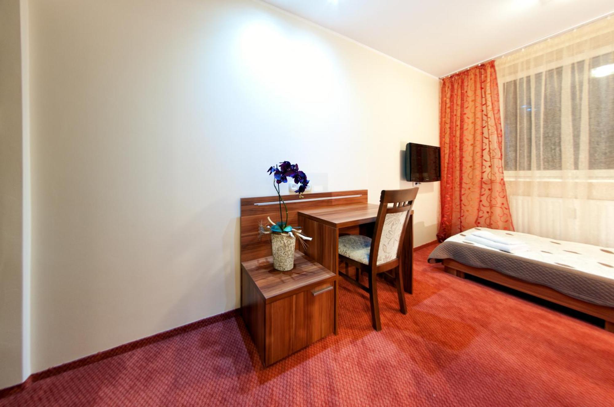 Hotel-24 Plock Room photo